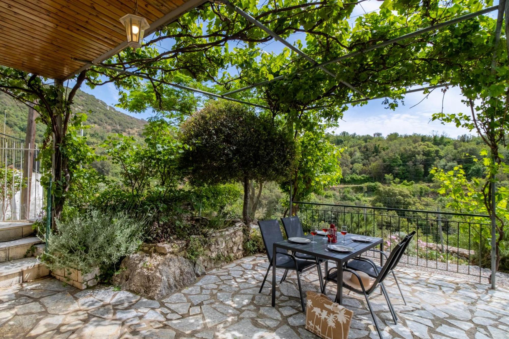 Kerkis Traditional Guesthouse Drymon Bagian luar foto