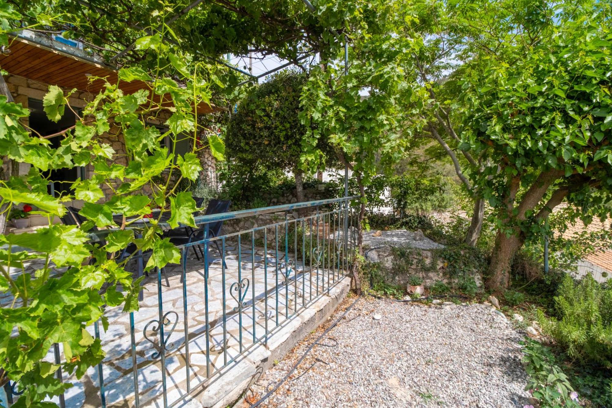 Kerkis Traditional Guesthouse Drymon Bagian luar foto